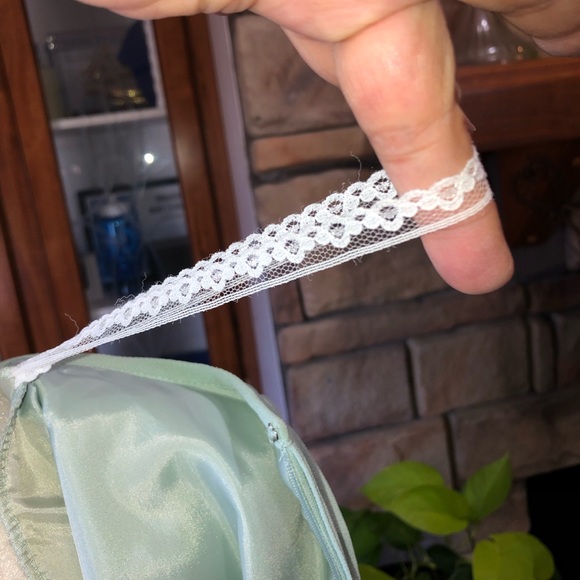 VIRGO SIZE 6 SAGE GREEN 3 TIERED DRESS WITH SHEER SLEEVES AND SPLIT BACK SEE PIC - Picture 10 of 11